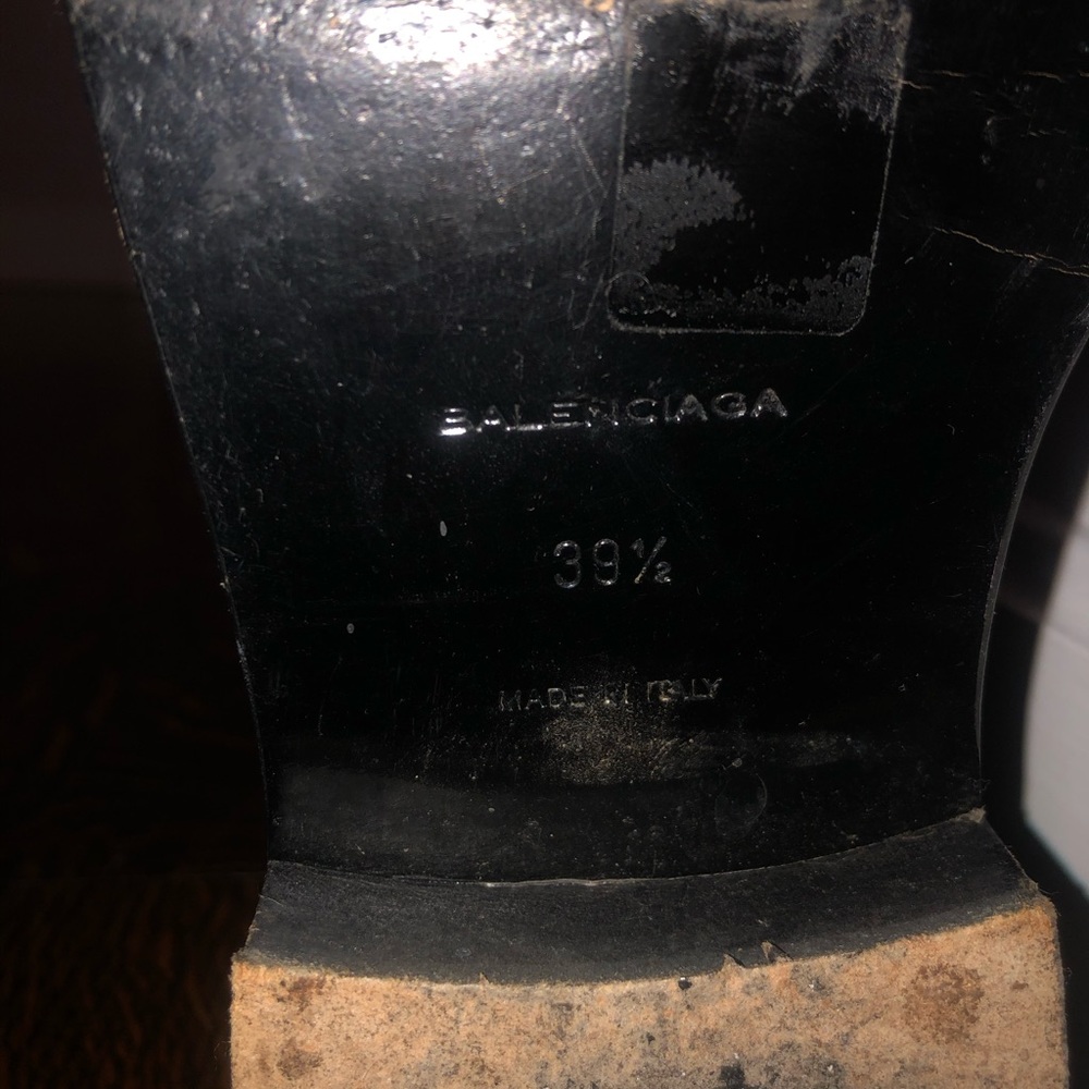 Black leather Balenciaga knee-high boots - Picture 7 of 8